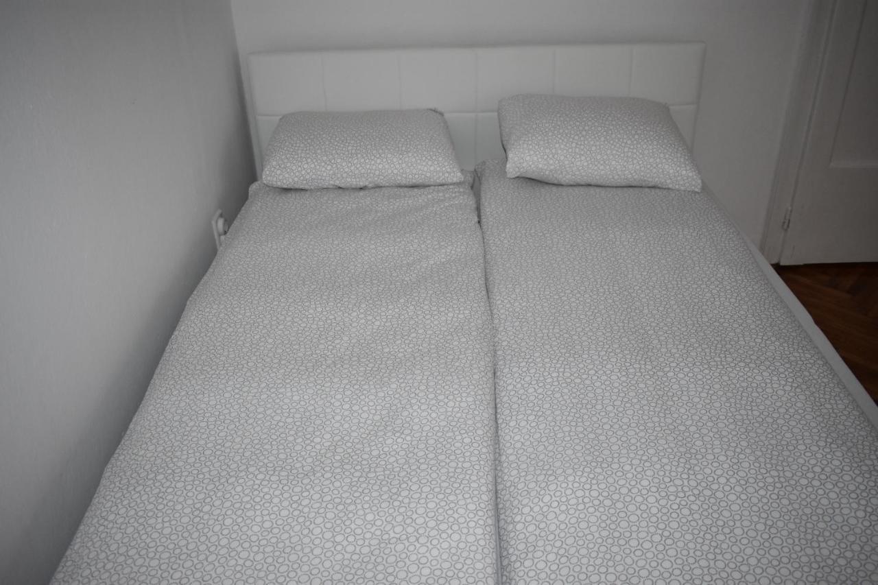 De Lux Apartment & Rooms Emilia Баня-Лука Екстер'єр фото