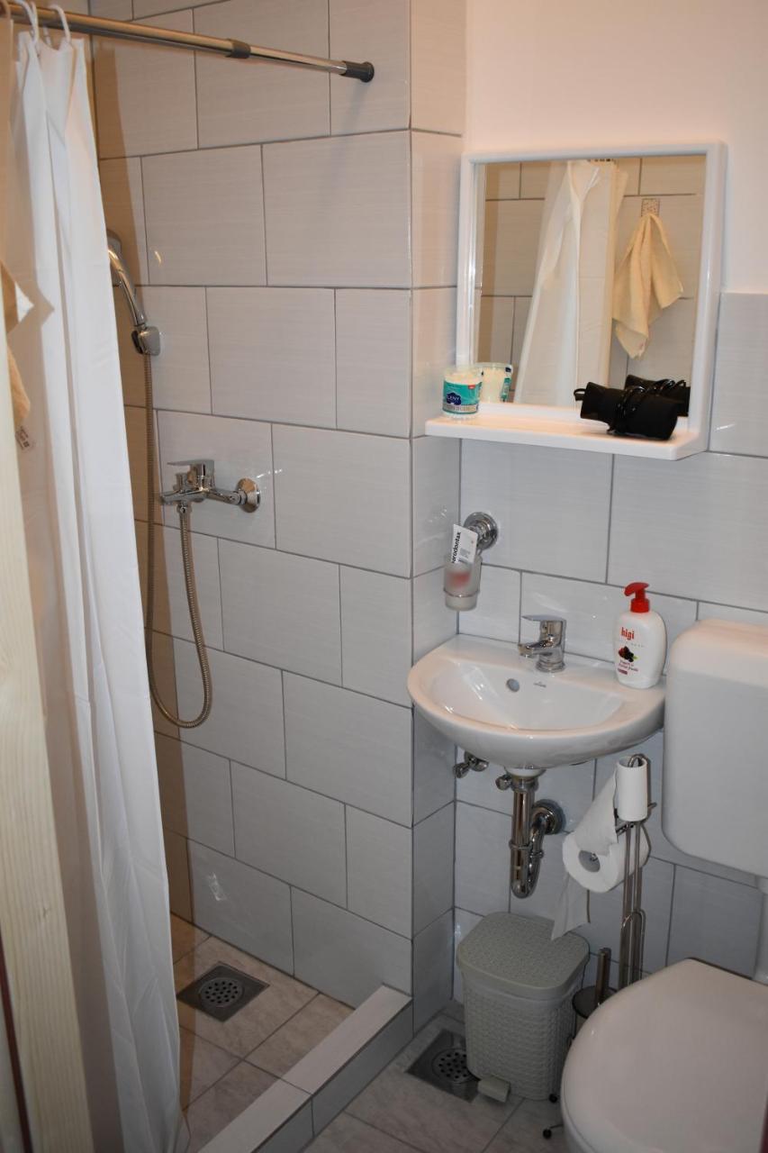De Lux Apartment & Rooms Emilia Баня-Лука Екстер'єр фото