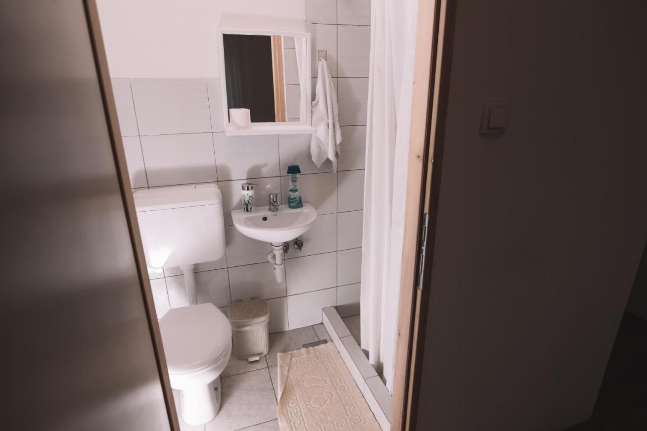 De Lux Apartment & Rooms Emilia Баня-Лука Екстер'єр фото
