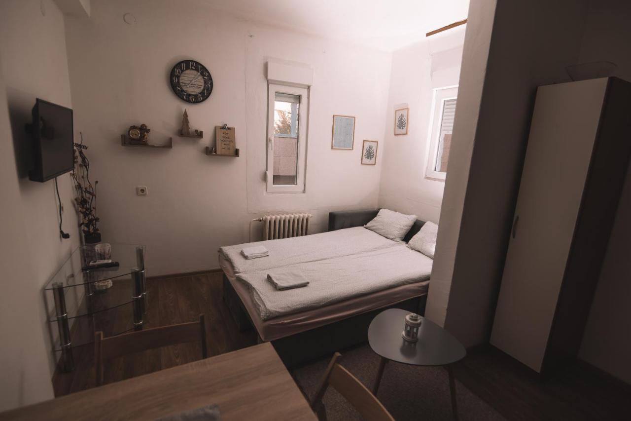 De Lux Apartment & Rooms Emilia Баня-Лука Екстер'єр фото