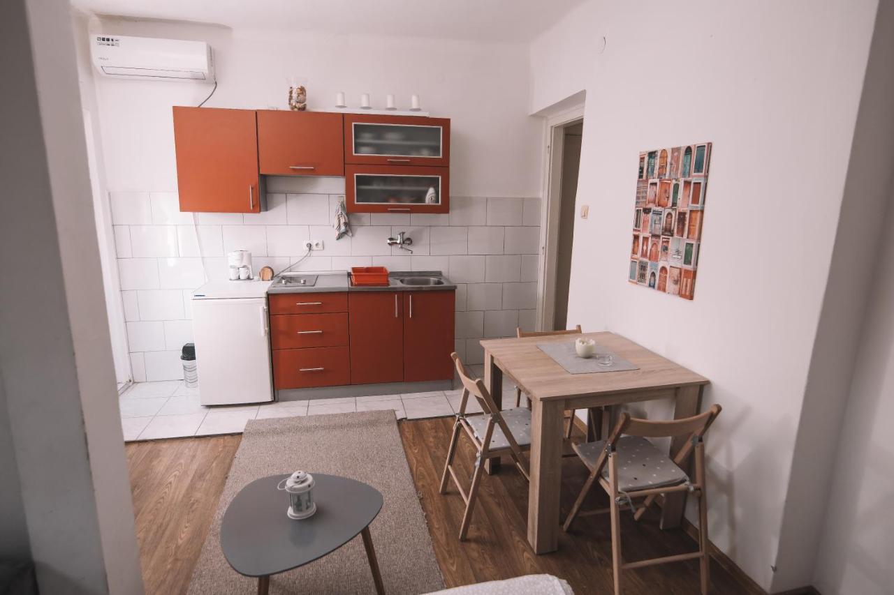 De Lux Apartment & Rooms Emilia Баня-Лука Екстер'єр фото